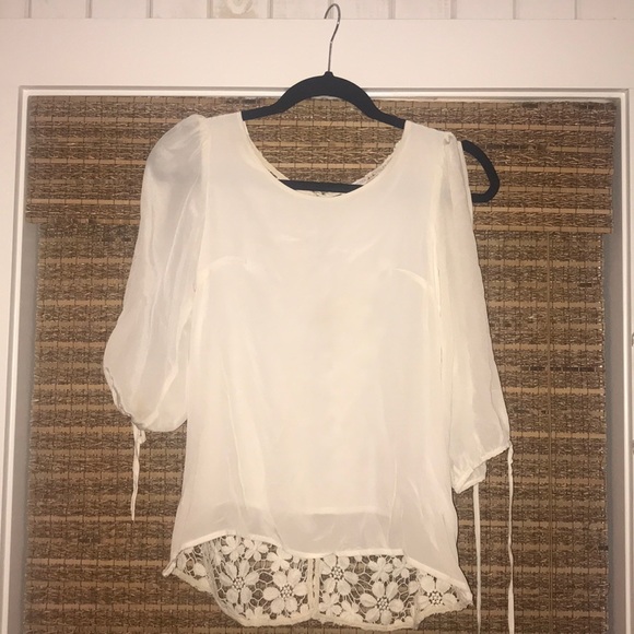 Open Back Lace Chelsea and Violet Top XS EUC - Picture 2 of 3